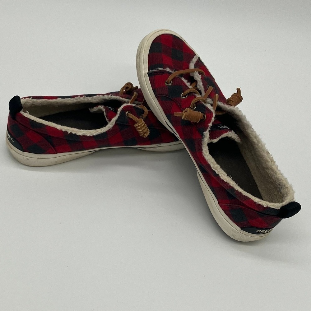 Sperry Crest Vibe Buffalo Plaid Faux Fur Lined Sneakers Red Black Women Size 9M